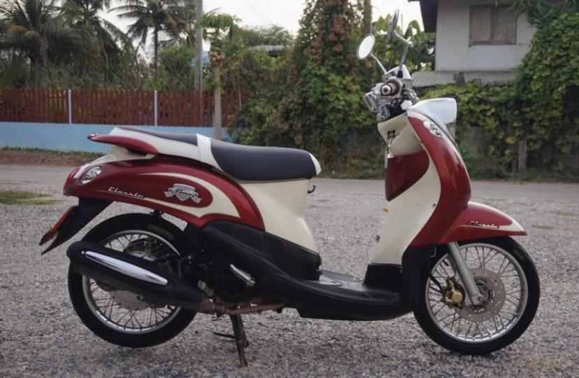 Yamaha Fino สีแดงขาว 1