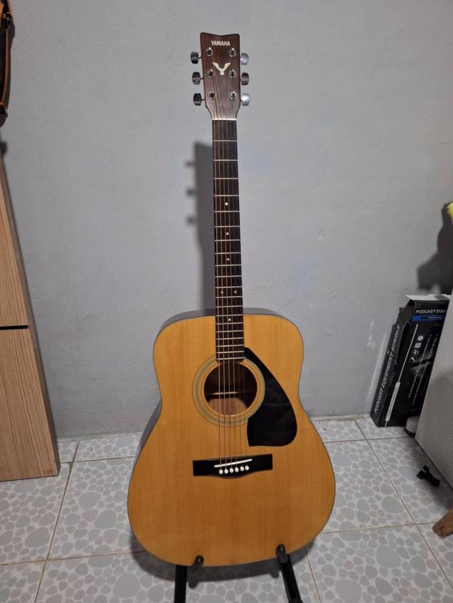Yamaha FG-718 กีตาร์ Yamaha  ผลิตโดย Nippon Gakki Co. LTD ในประเทศญี่ปุ่น 