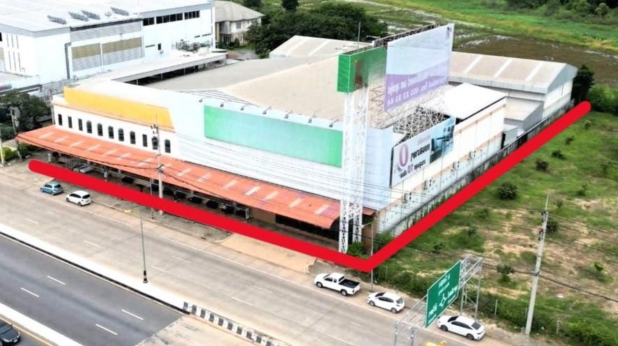 ขายที่ดิน อาคารโชว์รูม พร้อม โกดังสินค้า 4 ไร่ ทำเลทอง ติดถนนมิตรภาพ เดินทางสะดวก ใจกลางเมืองพิษณุโลก