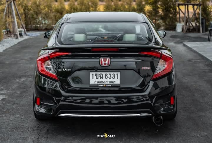 Honda Civic 2020 7