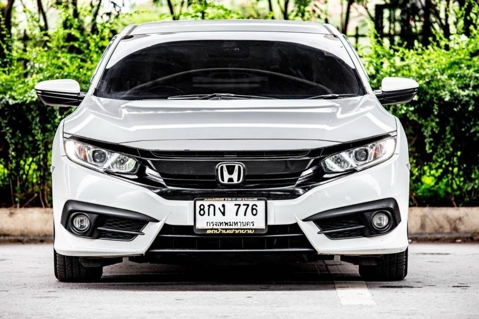 Honda Civic FC 1.8EL ปี 2018 รหัส GT776 2