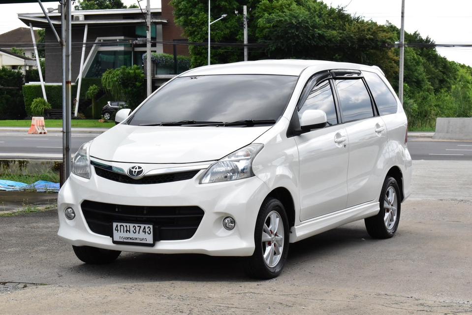 TOYOTA AVANZA 1.5S 2014 สีขาว 18