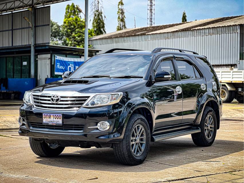 ขาย Toyota Fortuner 2.5V ปี15