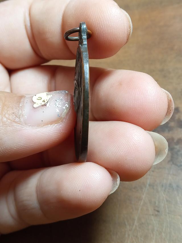 หลวงพ่อคูณรับเสด็จ 36 อ.แตก นิยม 3