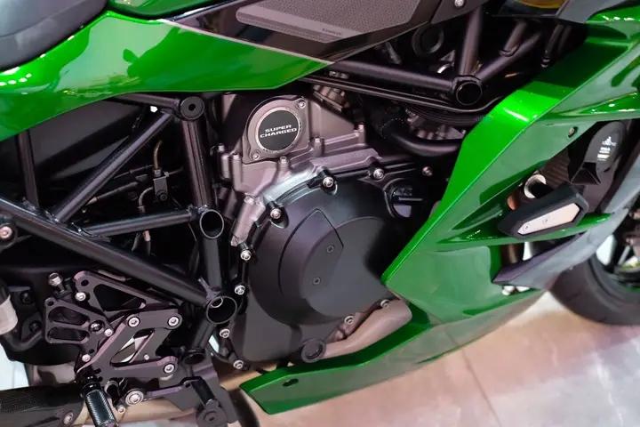 ขาย Kawasaki Ninja H2R  จังหวัด นครปฐม 3