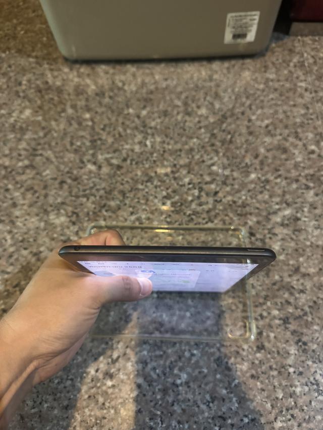 ขายๆๆๆถูกๆๆiPadMini5สีSpace Gray 64กิ๊กWifi Only ใช้งานดีทุกๆฟังชั่นสูนTrueทุกๆฟังชั่นรีสโตได้ตลอดไม่มีติดไอคราวModel TH/A ( จอขาวจั๊วๆไม่มีเหลืองไม่ม 3