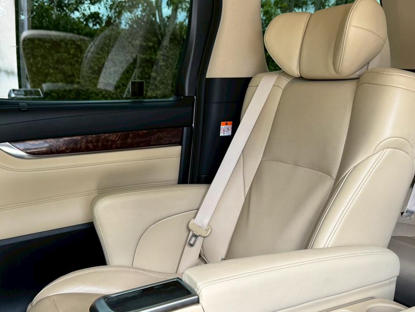 TOYOTA ALPHARD 30 GF Hybrid E-Four 4WD ปี 2023 จด 2024 รูปที่ 11