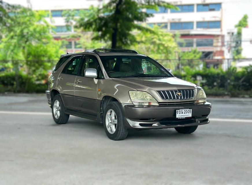 Toyota Harrier 3.0 ปี 2004  1