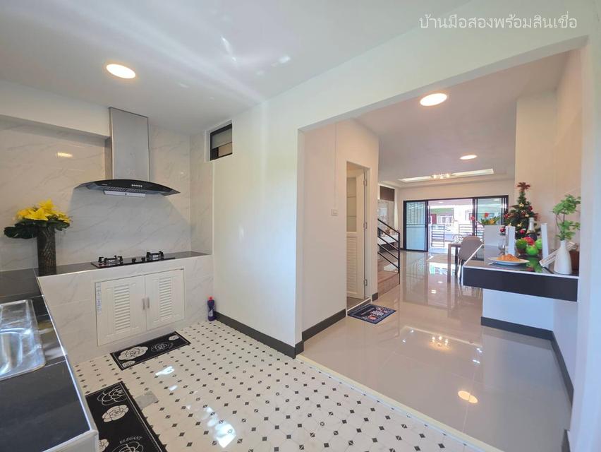 หมู่บ้านรุ่งนภา ร่มเกล้า 16 12