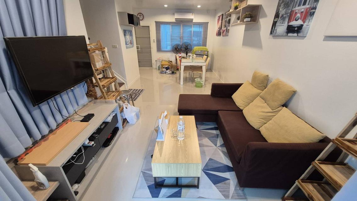 ขายบ้านทาวน์เฮ้าส์ห้องริม