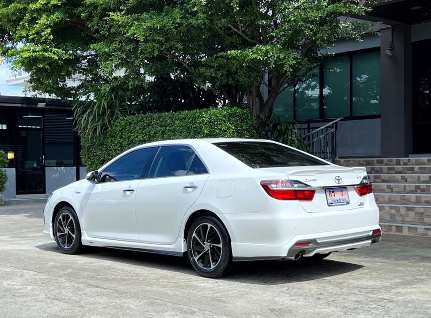 2017 TOYOTA CAMRY 2.0 EXTREMO รถสวยสภาพสมบูรณ์ พร้อมใช้งาน รถไม่เคยมีอุบัติเหตุ ประวัติศูนย์ครบครับ 6