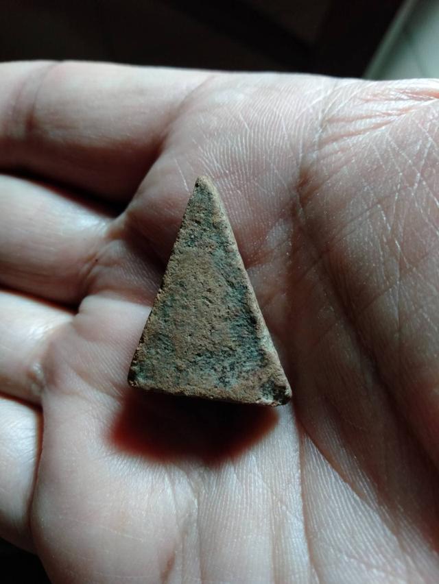 พระนางพญาพิมพ์เทวดา ไม่ทราบที่ รูปที่ 2