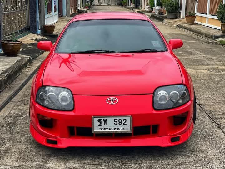 Toyota Celica สีแดง 3