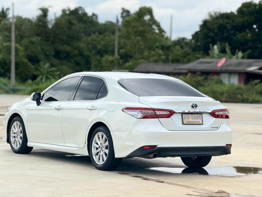 Toyota Camry 2.5 Hybrid Premium luxury top 2018