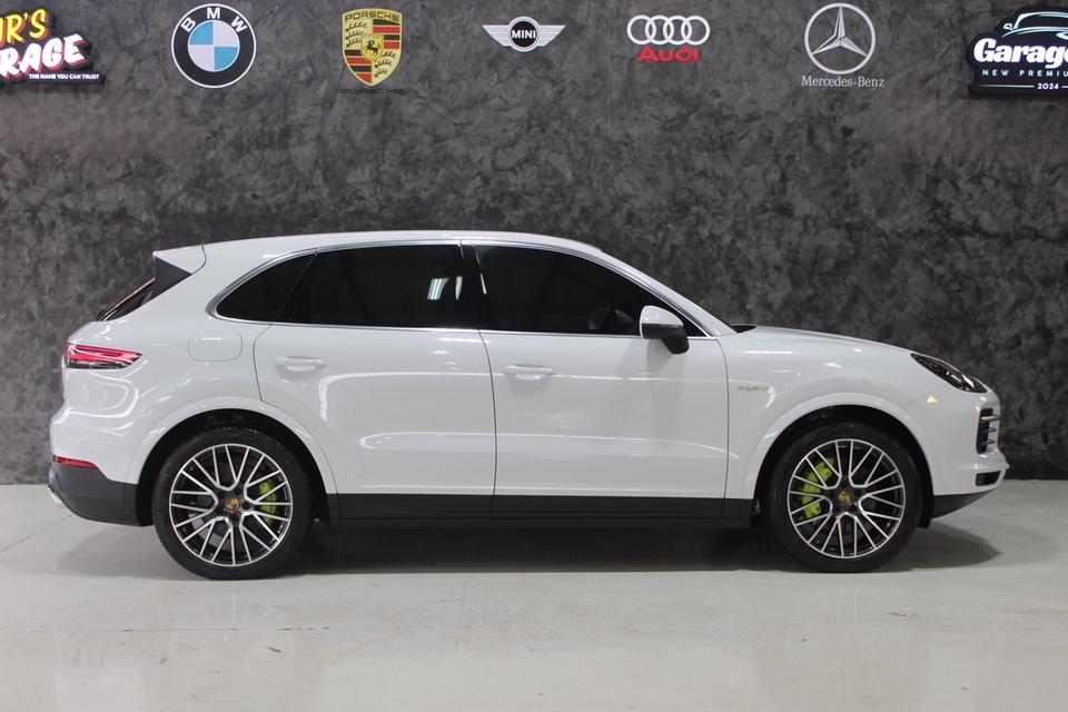 รหัสรถ JRS5512 เข้าใหม่กับ Porsche Cayenne S Hybrid 2019