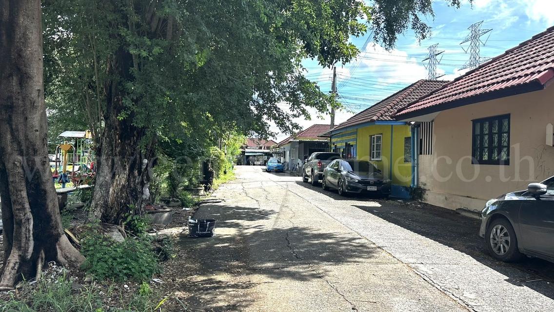 ทาวน์เฮ้าส์ ชั้นเดียว พรธิสาร 5 คลอง 7 ธัญบุรี รีโนเวทใหม่ ราคาถูก 11