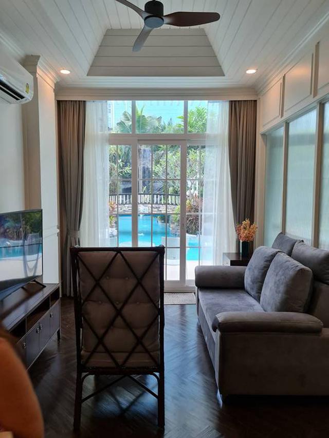 รูป ขายคอนโด Grand Florida Beachfront Condo Resort Pattaya นาจอมเทียนพัทยา ห้องพูลวิลล่า 72 ตรม 5