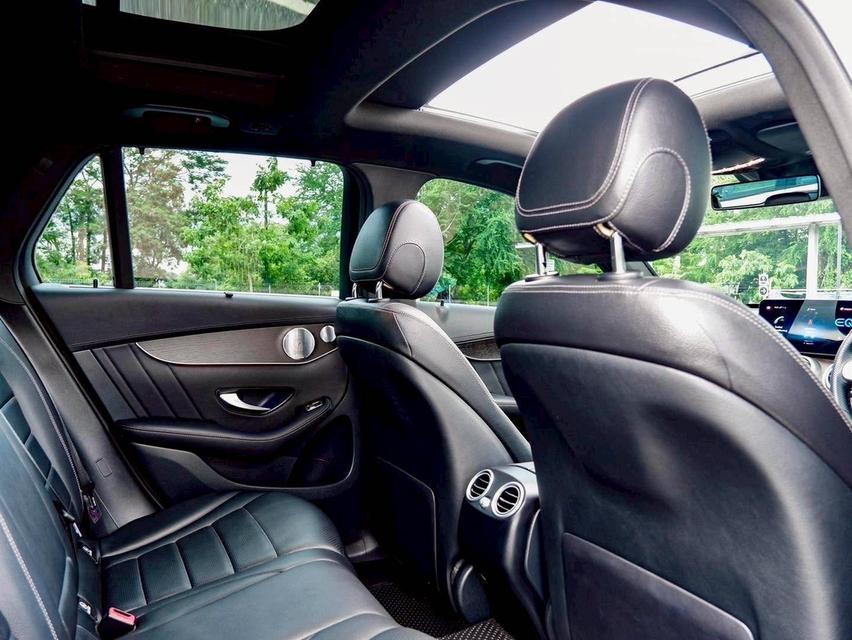 รหัสรถ PR87 + Benz GLC 300e 4MATIC AMG Dynamic จดทะเบียนปี 2022 17