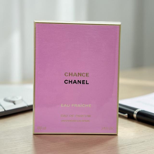 น้ำหอมในกล่องสีชมพูที่คุณเลือกคือ Chanel Chance Eau Fraîche (ขวดสีเขียว) ขนาด 100 ml รูปที่ 1
