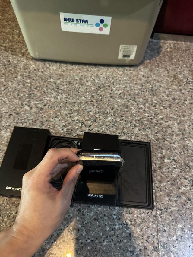 ขายๆๆๆถูกSamsungS23สีPhontom BlackและCream 128กิ๊กยกกล่องอีมี่ตรงอุปกรยังไม่แกะสูนTrueสภาพสวยการใช้งานดีเยี่ยมทุกๆฟังชั่นเครื่องรีสโตได้ตลอดไม่มีติดแอ รูปที่ 3