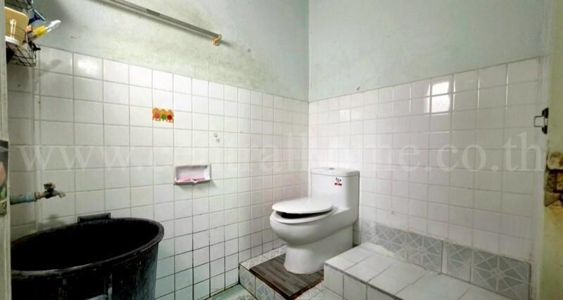 ทาวน์เฮ้าส์ บ้านชลเทพ บางพลี สมุทรปราการ ต่อเติมครบ พร้อมอยู่ ราคาถูก 12