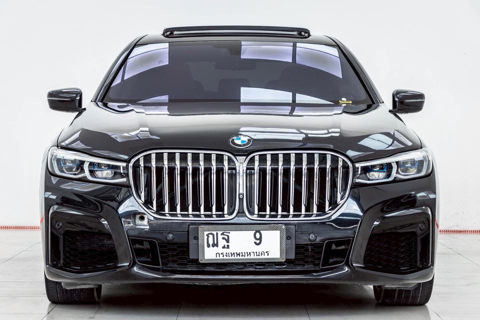 BMW 740LE xDRIVE PURE EXCELLENCE G12 AT 2017ซีดานหรู Plug-in Hybrid ไมล์ 177,xxx รูปที่ 3