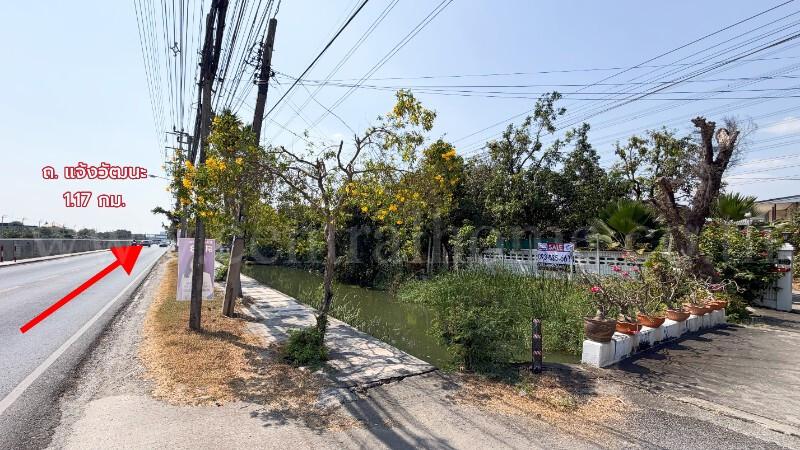 ที่ดินเปล่า พร้อมสิ่งปลูกสร้าง 1 ไร่ ถนนเลียบคลองประปา ฝั่งแจ้งวัฒนะ ทำเลดี 7