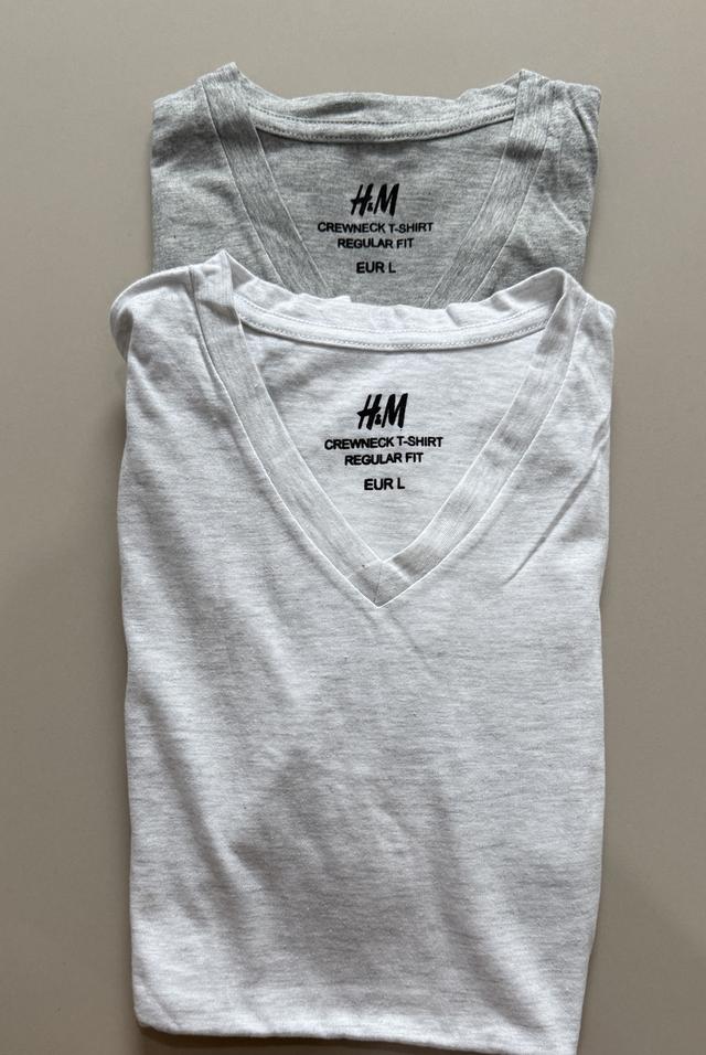 เสื้อยืด H&M