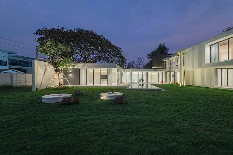 ขายบ้านเดี่ยวสร้างใหม่สไตล์โมเดิร์น pool villa ขนาด 378 ตรว วิวดอยสุเทพ หางดง เชียงใหม่.