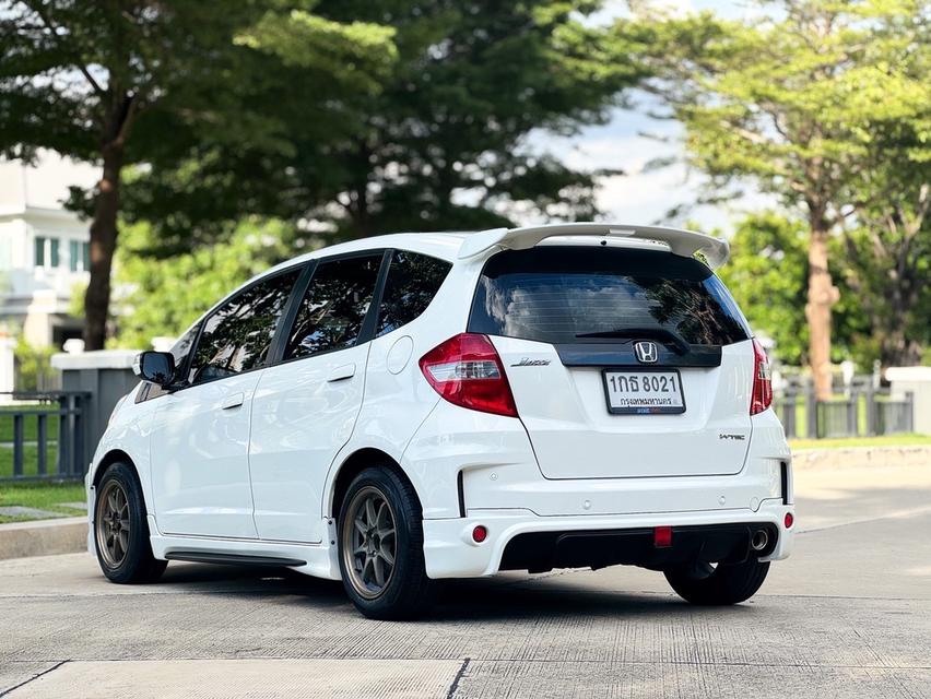 รหัสรถ AVA8021 🇯🇵 Honda Jazz 1.5 SV Top สุด ปี 2013 8