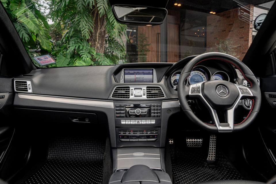 Mercedes-Benz E200 Cabriolet AMG Dynamic Facelift ปี 2015 📌“หลังคาผ้าใบ”รุ่นหายาก สีพิเศษ 𝐃𝐨𝐥𝐨𝐦𝐢𝐭𝐞 𝐁𝐫𝐨𝐰𝐧🤎 3