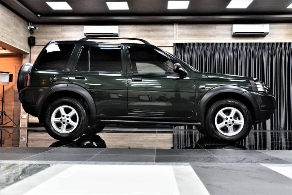 รถ Land Rover Freelander 2.0 TD4 3