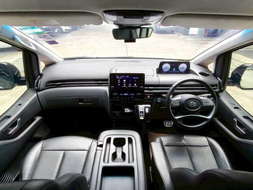 รหัสรถ KPC53 💥 ประหยัดเป็นล้าน! Staria Premium (2023) ตัวท็อปสุด ไมล์น้อย 65,xxx km. มือเดียว! 💥 9