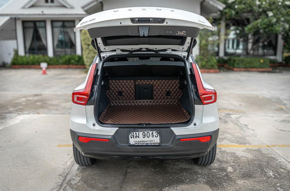 Volvo XC40 Recharge T5 R-Design ปี 2022 รูปที่ 8