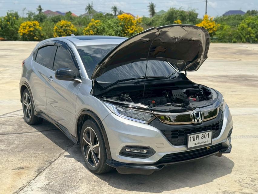 HONDA HRV 1.8  RS TOP SUNROOF (mnc)ปี 20 สีเทา  ออโต้  สวยหรูสปอร์ตน่าขับมากๆ 4