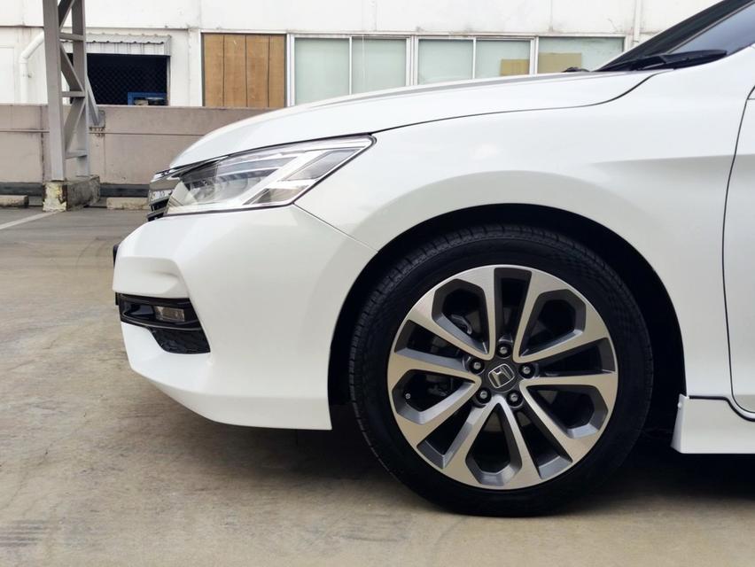รหัสรถ CAT5033 2014. Honda Accord 2.0 EL ท๊อปสุดในรุ่น 7