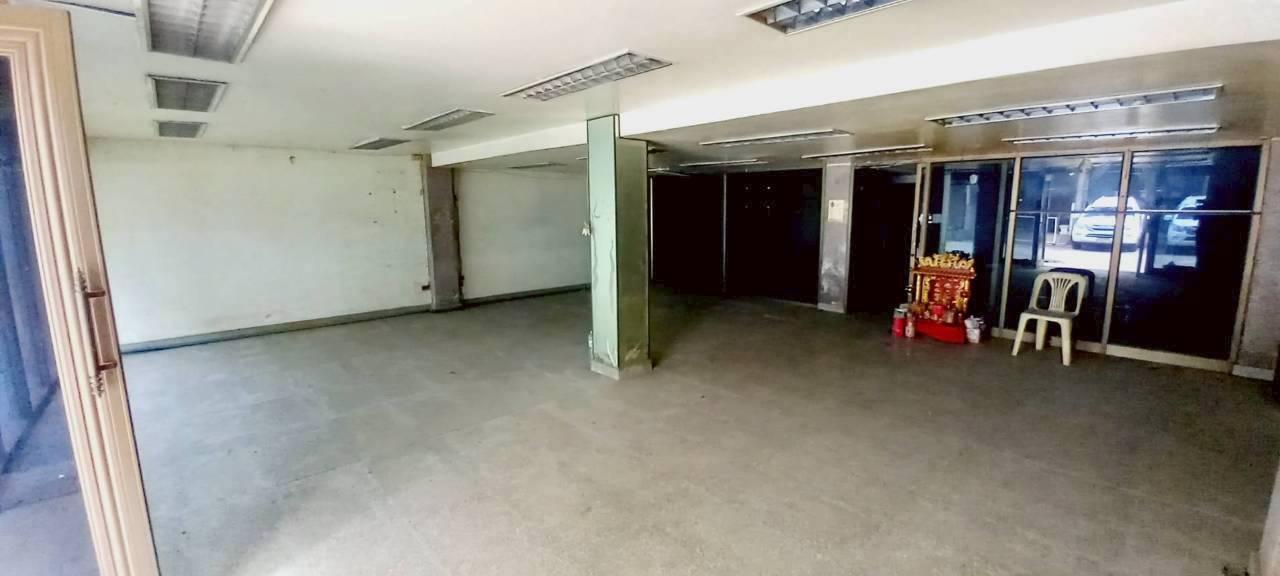 ขายตึก 3 ชั้น 3คูหา ทำเลดี ชุมชนบัณฑิตโฮม ซอยวิภาวดีรังสิต76 ใกล้สนามบินดอนเมือง 5