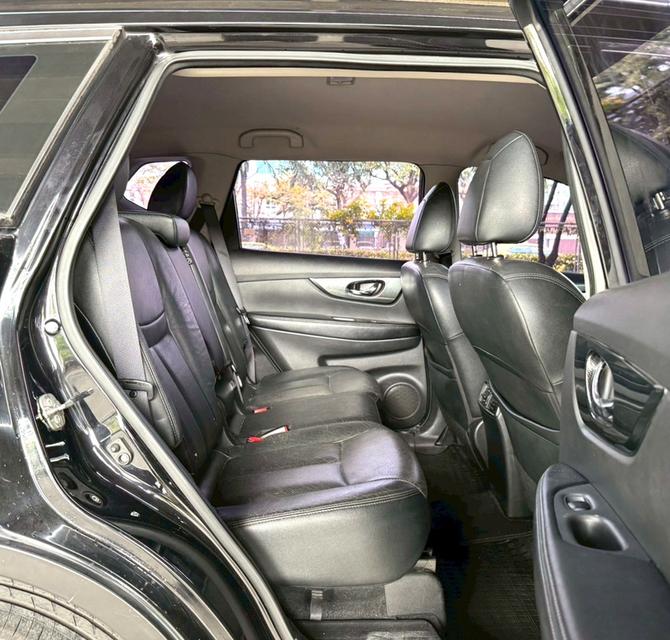 2016 Nissan X-Trail  2.0V 4WD รถมือเดียวพร้อมใช้ รูปที่ 9