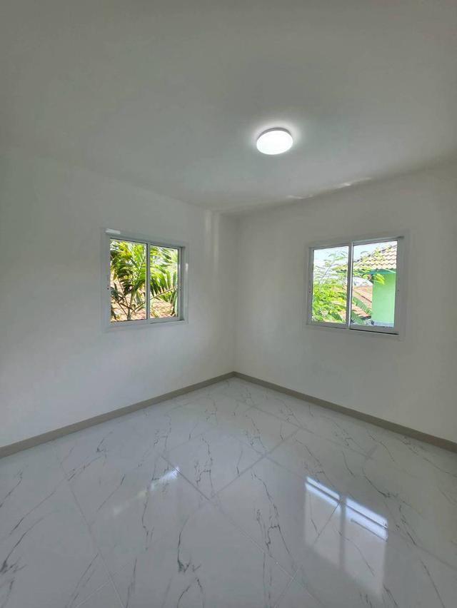 หมู่บ้านพฤกษา3 ริมคลอง 3 ถนนวัดลาดปลาดุก บางบัวทอง ทาวน์เฮาส์ 2 ชั้น หลังมุม ตกแต่งใหม่พร้อมอยู่ มีพื้นที่ด้านข้าง หน้าหมู่บ้านมีเซเว่น//ตลาดสด 20
