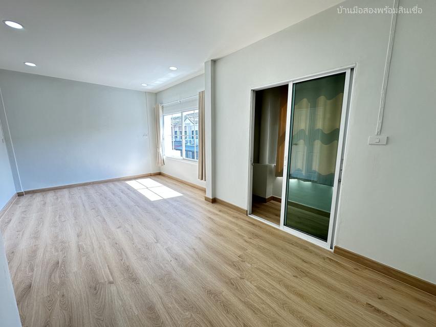 หมู่บ้านวรารักษ์ เลียบคลองสอง 27 19