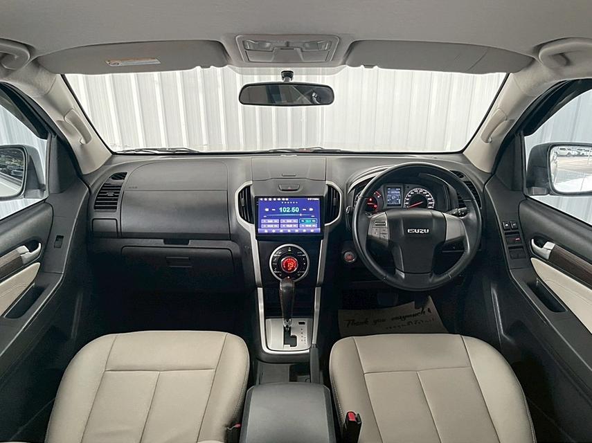 Isuzu  Mu-X 3.0 DVD NAVI ดีเซล เกียร์ออโต้  ปี2015 13