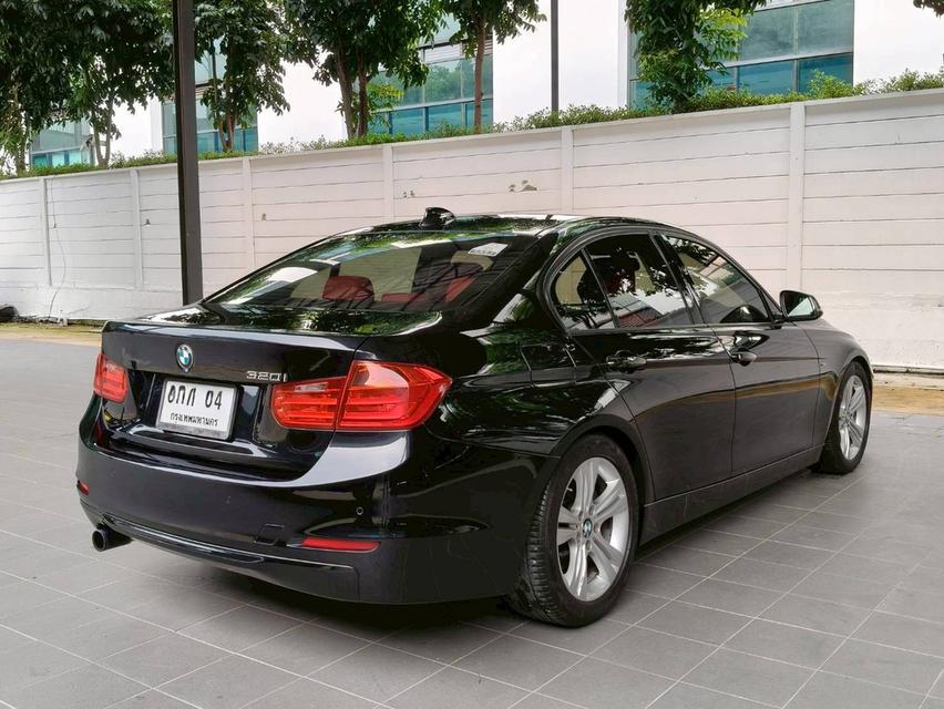 รหัสรถ KPC53 BMW series3 F30 320i SPORT ปี 2013 ตัวTOP Sport สีดำ เบาะแดง‼