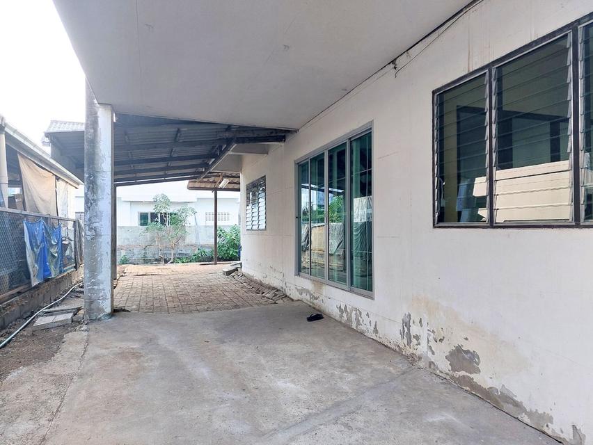 บ้านแฝด 3 ล้านบาท! ทำเลโคตรสะดวก ติดถนนติวานนท์ ใกล้ Central แจ้งวัฒนะ และ BTS สถานีปากเกร็ด! 3