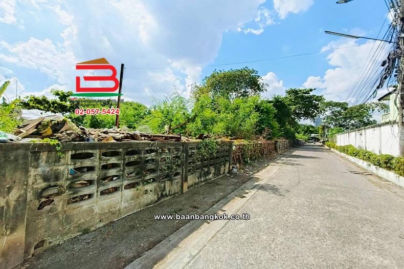 ที่ดินเปล่า เนื้อที่ 7-2-67 ไร่ ซอยประชาชื่น 4 แยก 1-4, ใกล้สถานีขนส่งสายเหนือ ถนนวิภาวดี แขวงบางซื่อ เขตบางซื่อ 7