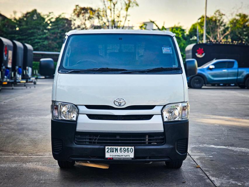 Toyota Hiace 3.0 Eco ตู้ทึบ