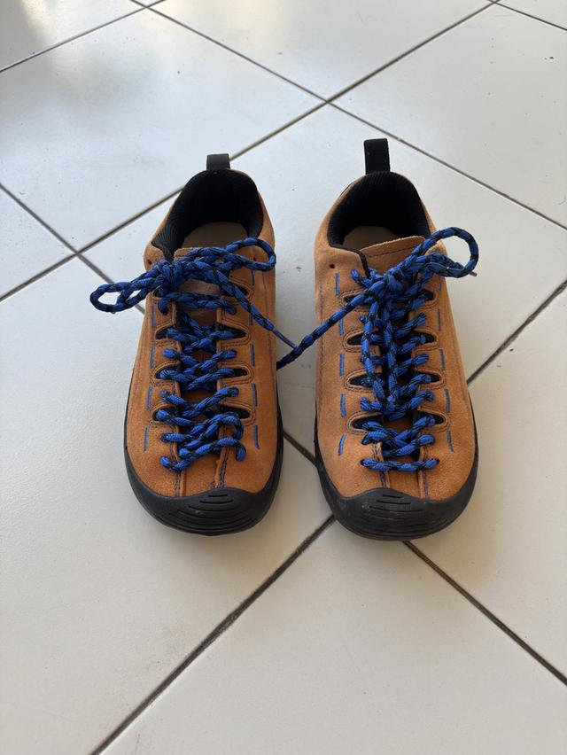 Keen 37 สภาพดี ไม่มีตำหนิ