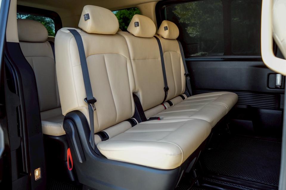 รหัสรถ CBL47 HYUNDAI STARIA 2.2 S AT 2023 9