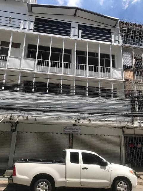 ให้เช่าอาคารพาณิชย์ 3 ชั้น 180 ตรม. สุขุมวิท 71 ปรีดีพนมยงค์ 26 ตกแต่งภายในเรียบร้อย พร้อมดำเนินกิจการ ใกล้ BTS พระโขนง 6