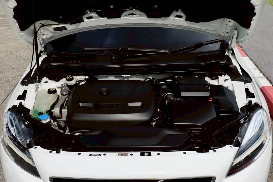 รหัสรถ PR1638 Volvo V40 T4 Hatchback Facelift ปี 2017  16