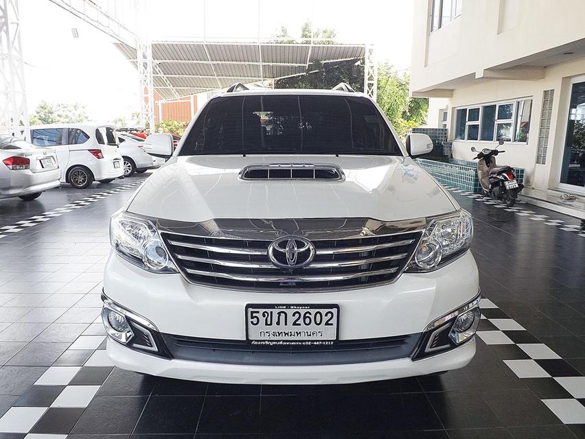 (แจ้งรหัสรถ KCY2602) TOYOTA FORTUNER 3.0 V 2WD AUTO ปี 2014 รูปย่อยที่ 2